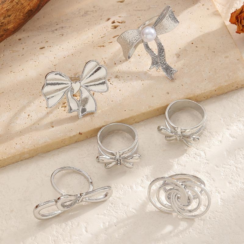 Fashion Light Luxury Three-dimensional Bow Ring Niche Geometric Hollow Stacked Knuckle Ring Cover Women