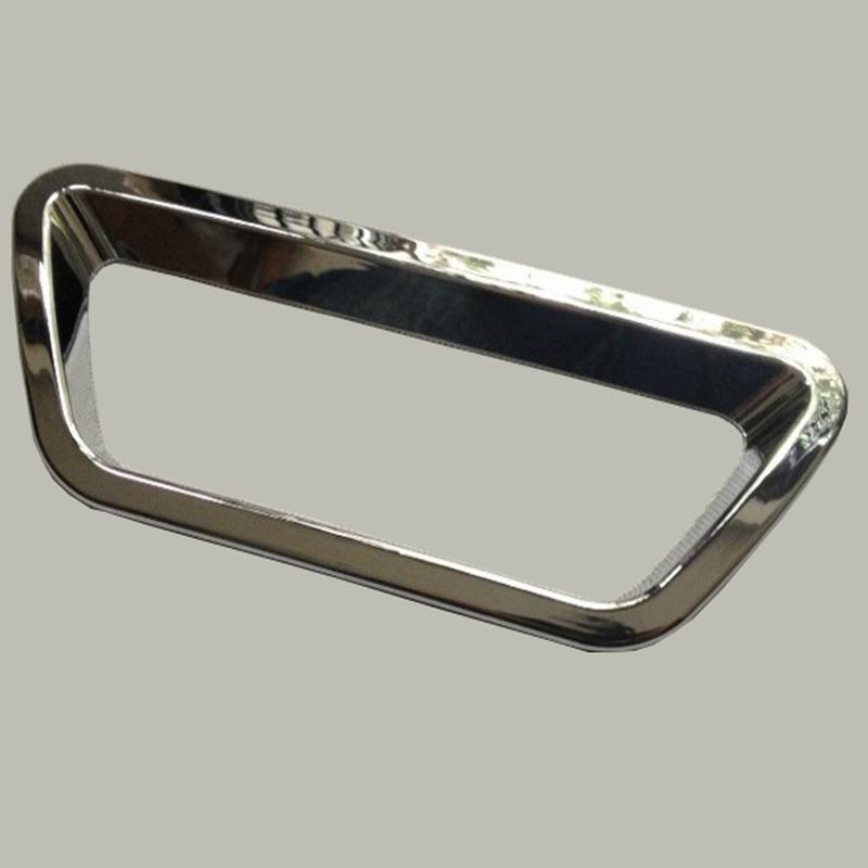 For Suzuki S-Cross SCross SX4 2017 2018    Car Style Cover ABS Chrome Lamp Rear Tail Brake Stoplight Trim Frame 1PCs