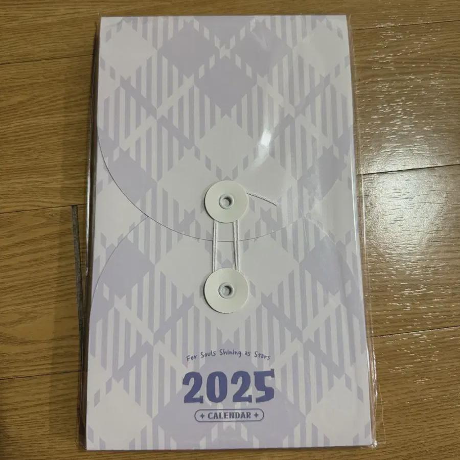 

*unopened* Stellive 2025 Calendar