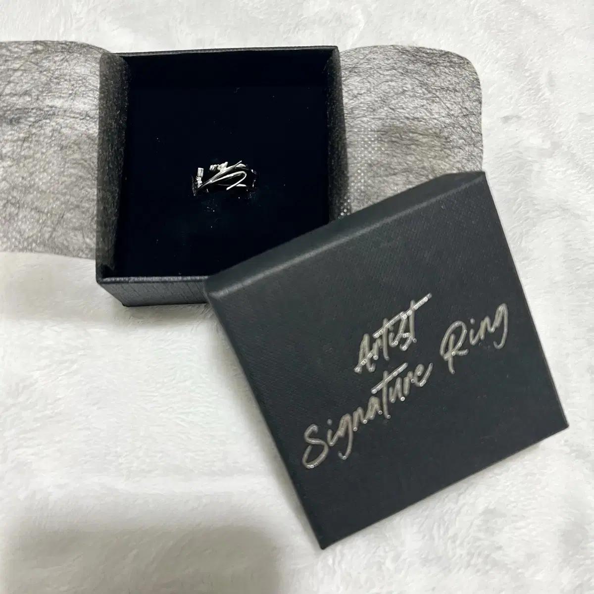 

(неиспользованный) Кольцо Shinee Taemin Artist Cignature, продажа