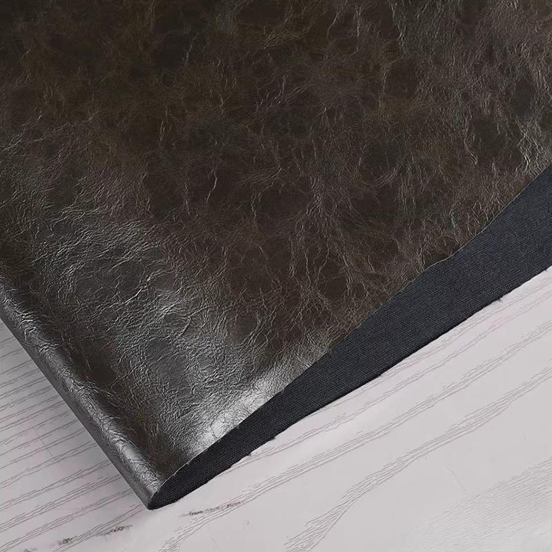 100x138cm PU Deri Kumaş Parlak Yumuşak Deri Yağlı Mumlu Deri Tasarımcı Su Geçirmez Kendin Yap Dikiş Ceket Pantolon Trend Giysiler İçin