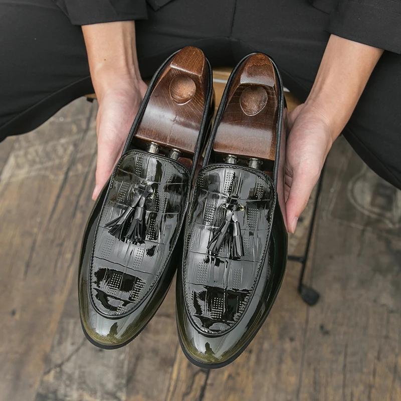 Mens casual original leather tassel shoes black stylish platform shoe business wedding dress crocodile pattern footwear zapatos
