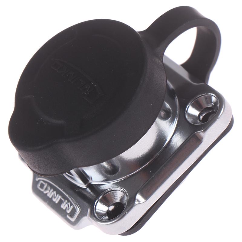 500V 12V / 24V Ip67 Round Plug, Socket, Connector Plug With Cover Waterproof