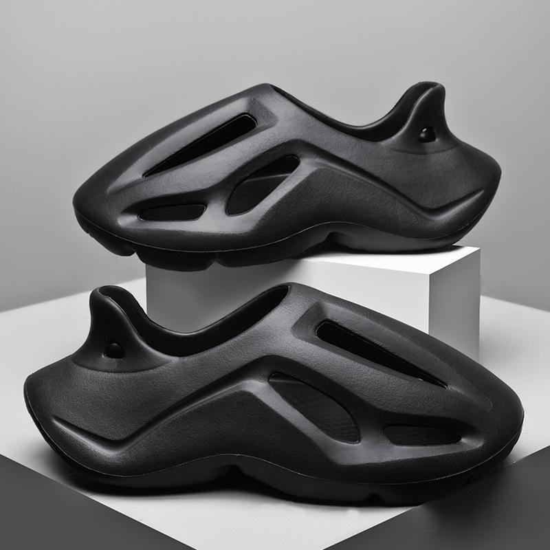2024 hole shoes men's summer outdoor bag head slippers platform shoes wearing beach shoes stepping on shit feeling sports sandals