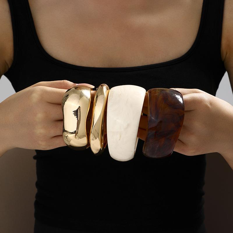 Popular Bracelet Retro Hong Kong Style Smudged Stone Pattern Wide Edge Jewelry Metal Light-sensitive Hand