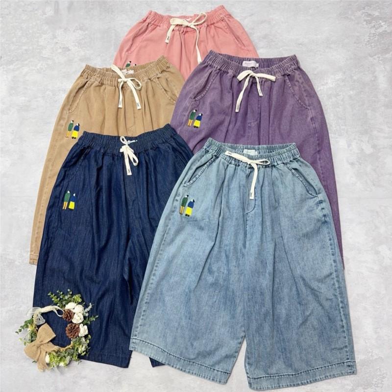 

Johnature Japanese Elasticated Waist Embroidered Denim Summer Thin Drawstring Cropped Wide-leg Pants Casual Denim Pants L темно-синього кольору