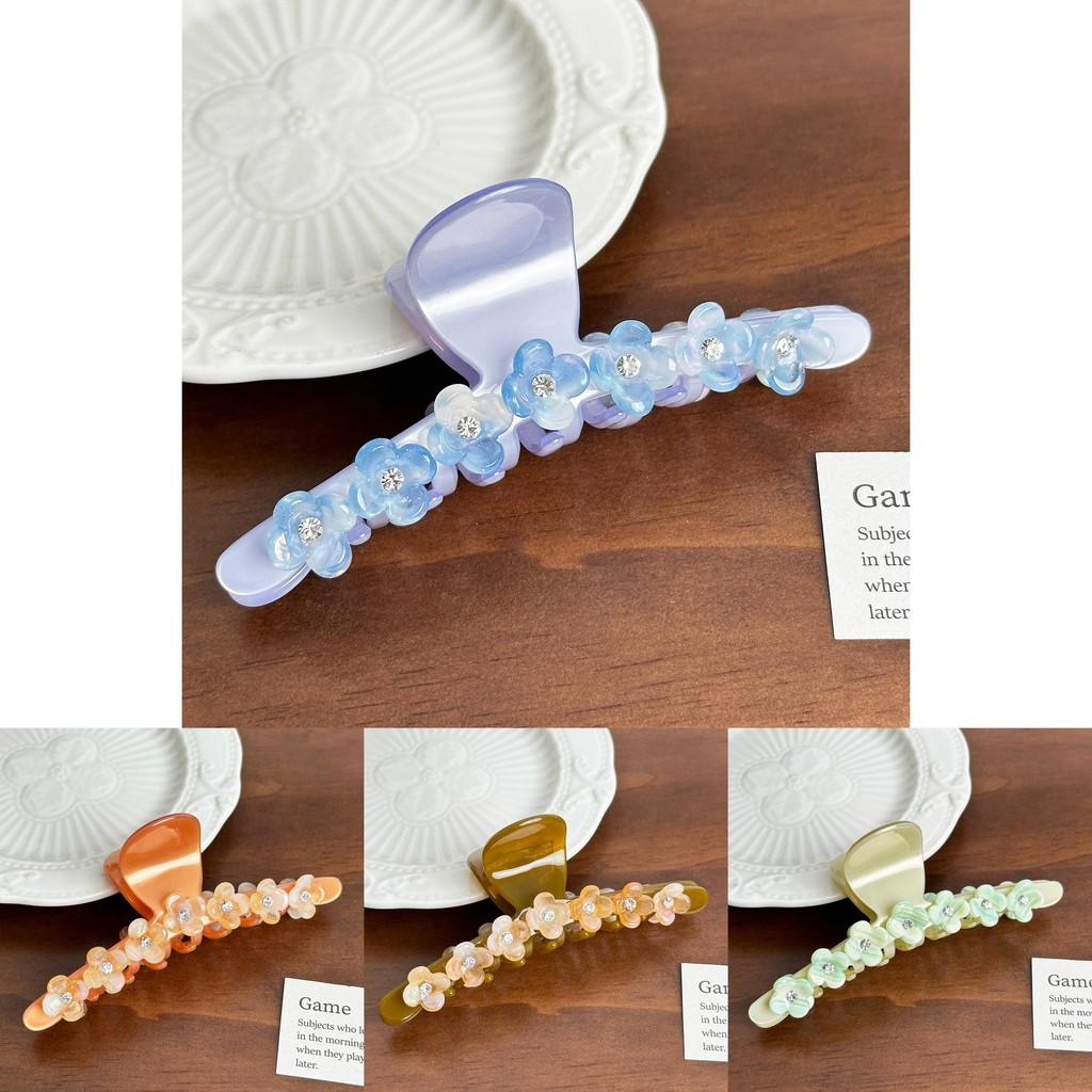 Luxurious Oversized Hair Claw Clip With Stunning Floral Accents For Stylish Women