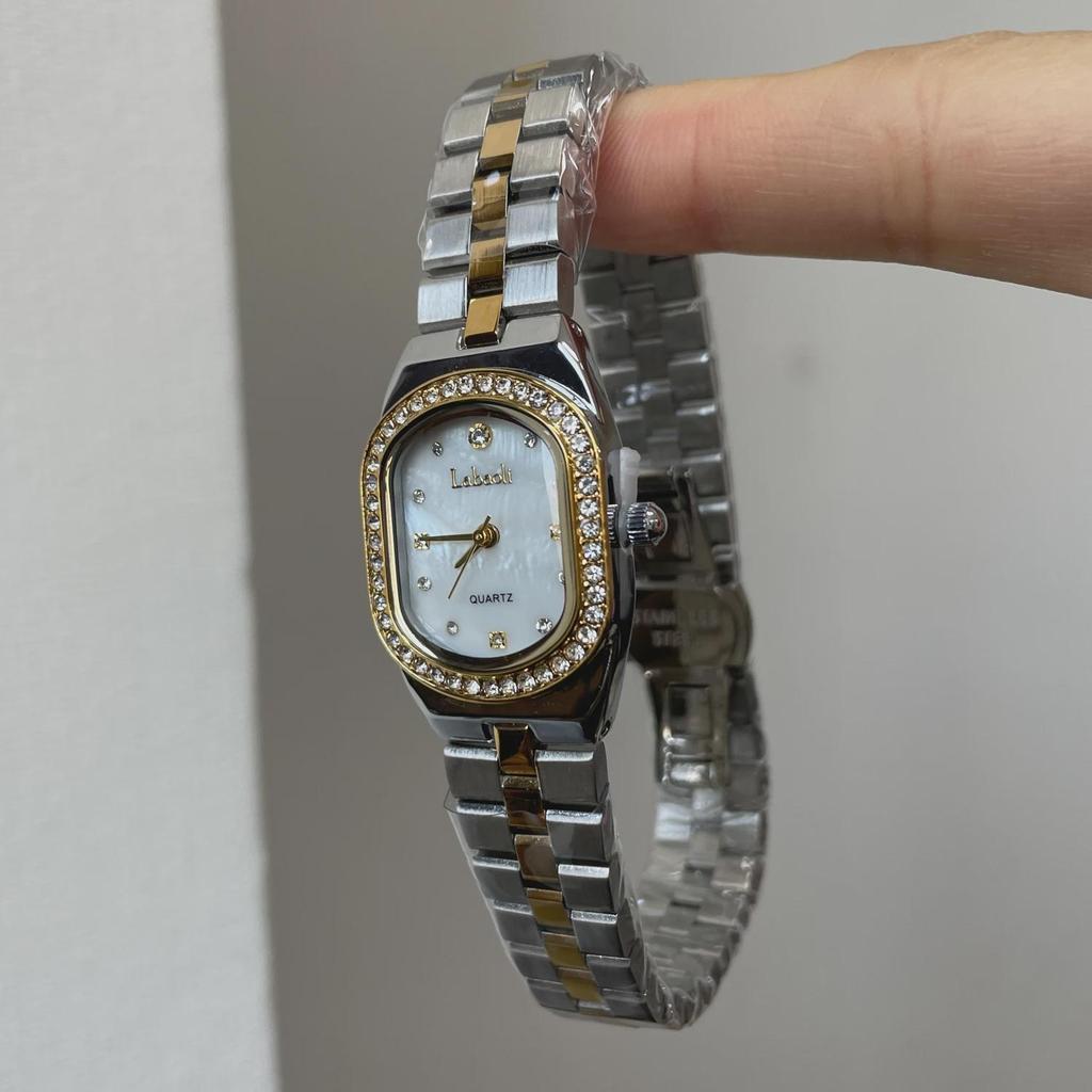 Women Elegant Steel Quartz Watches Round Dial Rhinestone Calendar Wristwatch Waterproof Classic Roman Scale Dress Watch Birthday Gift for Ladies