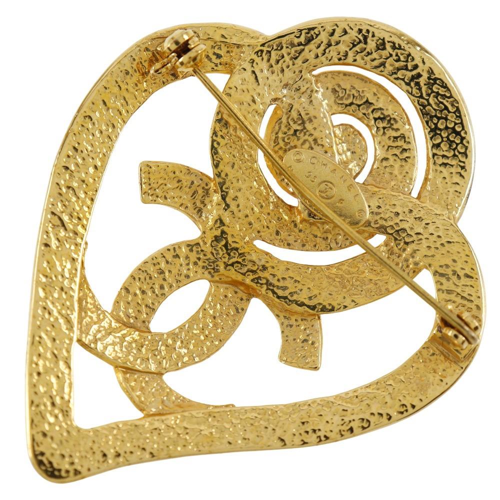CHANEL Brooch Plated Gold heart 19.4g Women Used