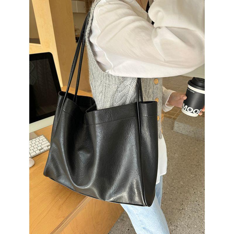 

Tote Bag Women s Large Capacity Maillard Soft Tote Bag Black