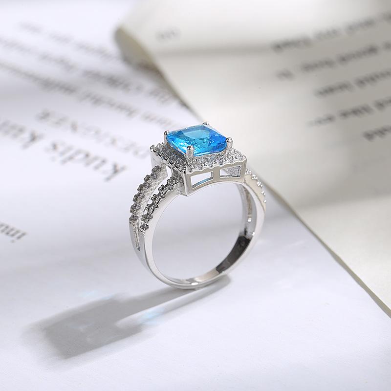 New Candy Zircon Fashion Ring: Elegant European & American Style for Women
