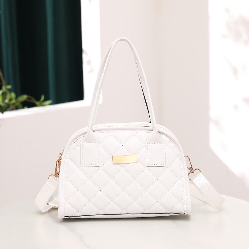 Women's bag, new shoulder messenger bag, fashionable and simple diamond long label decorative handbag, one piece.