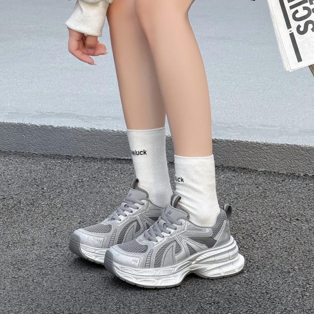 Atmungsaktive Plateau-Dad-Schuhe aus Leder-Mesh für Damen, Herbst 2025 neu, bequem und vielseitig, lässige Sportschuhe