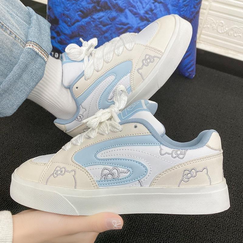 New Niche Bread Shoes, Women's Versatile Casual Shoes, and Retro Board Shoes