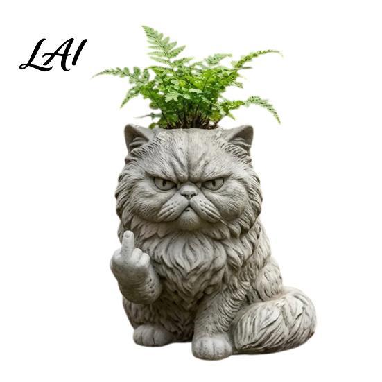 Unique Attitude Flowerpot Bulldog Creative Decorative Planter with Design Eye-Catching Garden Centerpiece Decor Indoor Outdoor Plant Pot Novelty