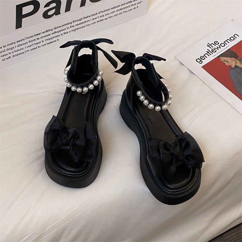 Pearl one-word buckle non-slip with skirt Roman shoes women's 2025 new summer muffin platform bow sandals