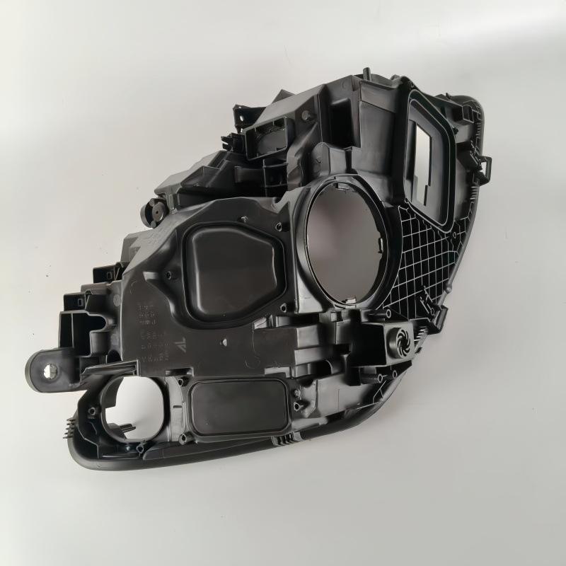 Coperchio Posteriore Faro Compatibile per Mercedes-Benz Classe S W222 (2018-2020) - Coperchio Base Anteriore in Plastica Nera.