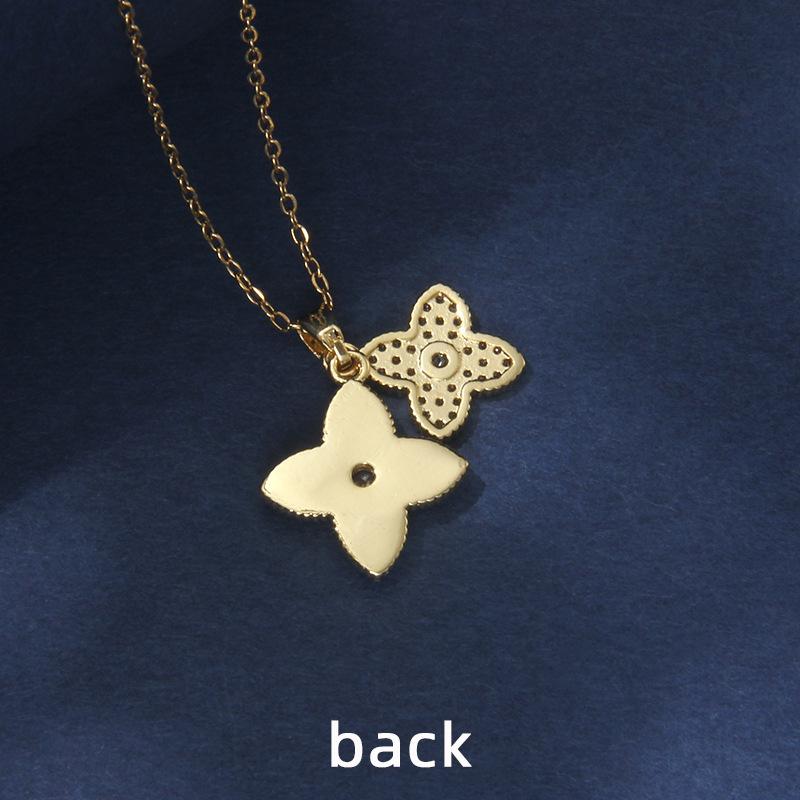 Double layered clover zircon necklace