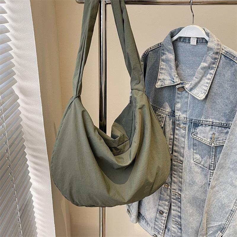 

Women s Versatile Lightweight Soft Cloth Backpack - Large Capacity, Solid Color, for Commuting, Sports, Gym & Travel зелений