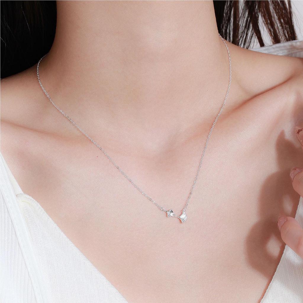 Sterling Silver Ginkgo Leaf Necklace - Women's Luxury Choker with Leaf Pendant.