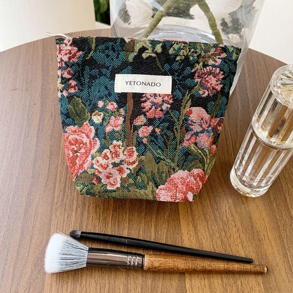 Polyester Canvas Flower Clutch Bag Flower Pattern Large Capacity Cosmetic Storage Pouch Zipper Closure Portable