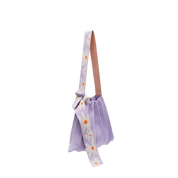 Lucky Pleats Knit Daisy Wing Lavender