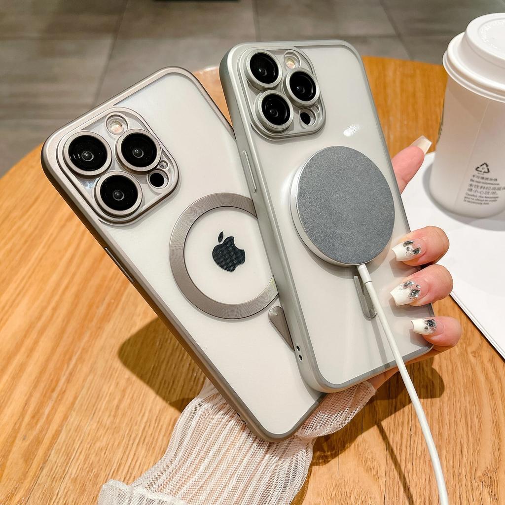 Matte Beschichtung Magsafe Magnetische kabellose Lade-Telefonhülle für IPhone 15 14 13 12 11 Pro Max Weicher TPU-Linsenschutz Klare Rückseite