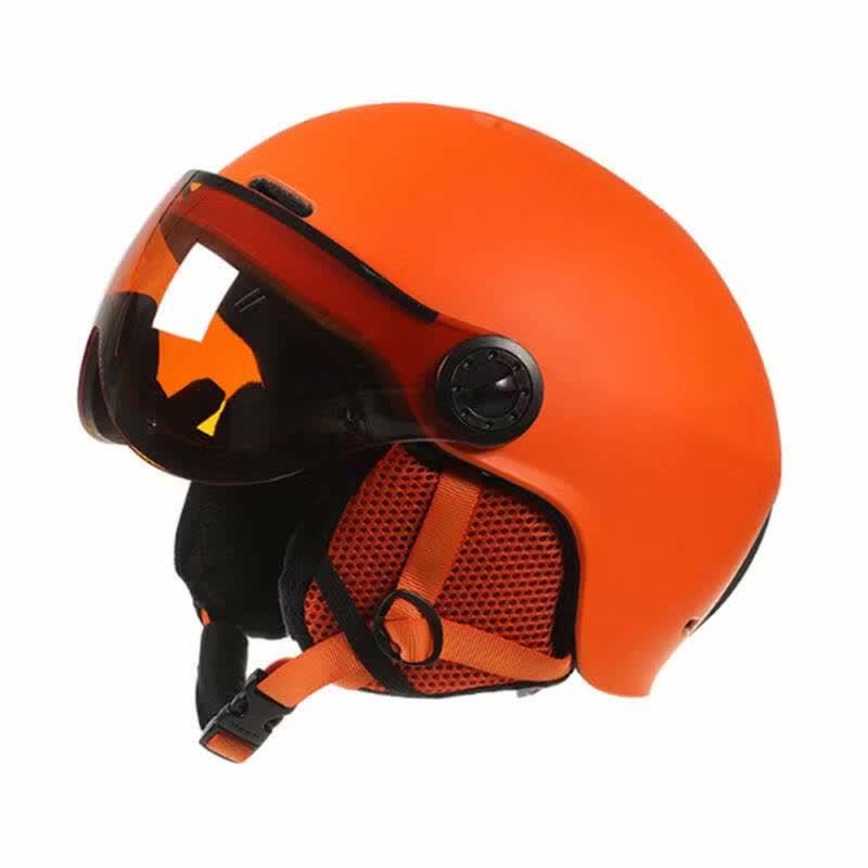Mussels Ski Helmet with Integrated Goggles