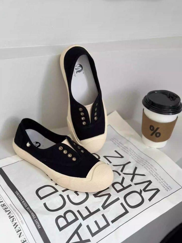 

Summer shallow mouth breathable lazy one-pedal women s shoes thin-soled canvas shoes 2025 new summer travel and leisure board shoes 35