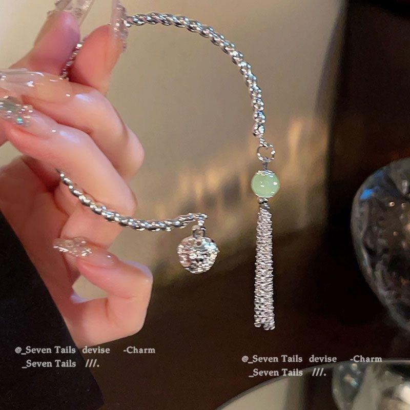 New Chinese antique style Guochao bell bracelet women's suit niche exquisite bracelet high-end fringed accessories