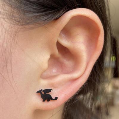 Niedliche Mini-Dinosaurier-Ohrringe im koreanischen Stil für Damen – Design mit fliegendem Drachen aus Edelstahl