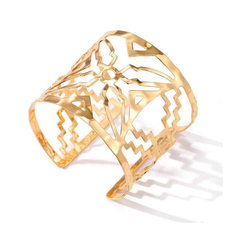 Women's European & American Fashion Metal Hollow-Out Exaggerated Elastic Bracelet Armlet