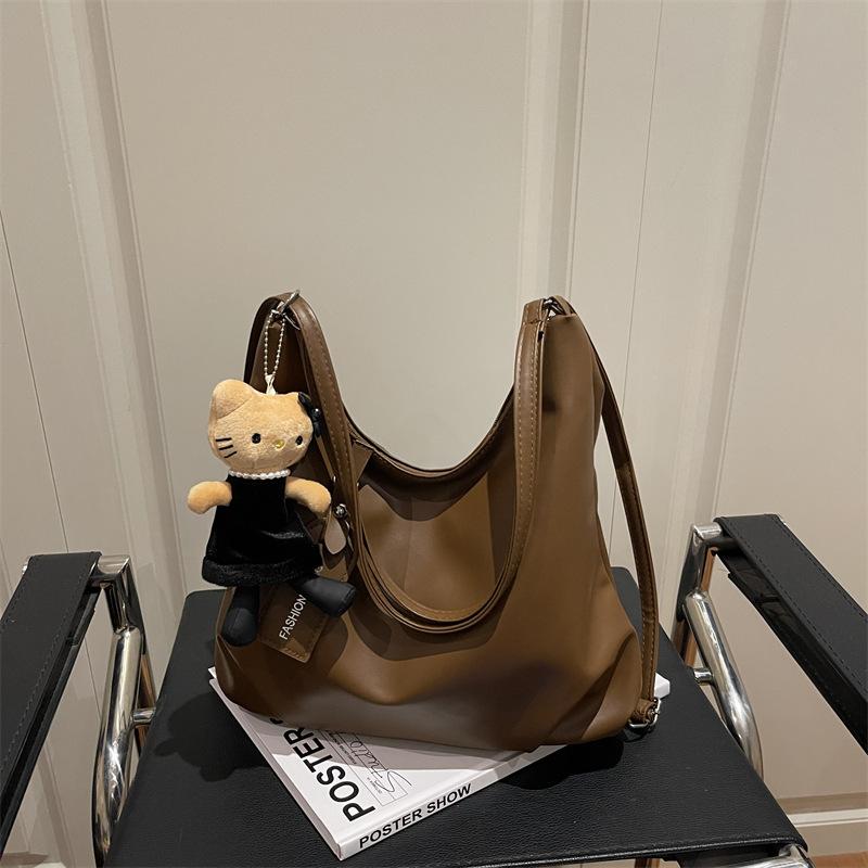 Slack Soft Leather Bag Women's New Fashion Commuter Shoulder Messenger Bag Lazy Wind Tote Bag