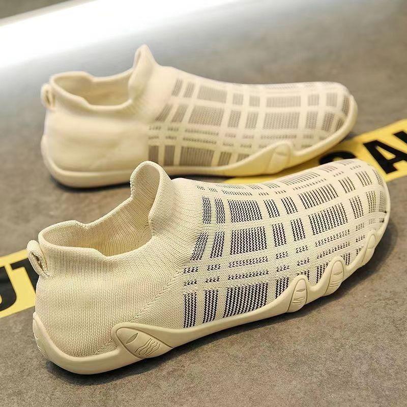 New men's casual shoes summer fashion one-pedal fly-woven breathable soft-soled wear-resistant socks shoes