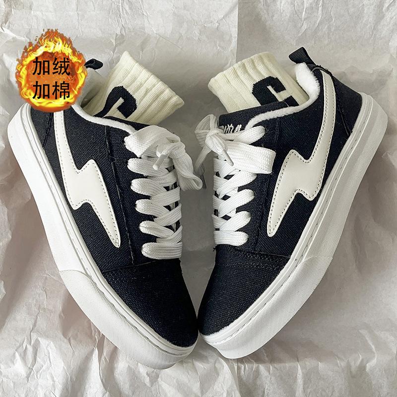 Original niche black skateboard shoes ins trendy 22 new couple leisure sports student board shoes 35