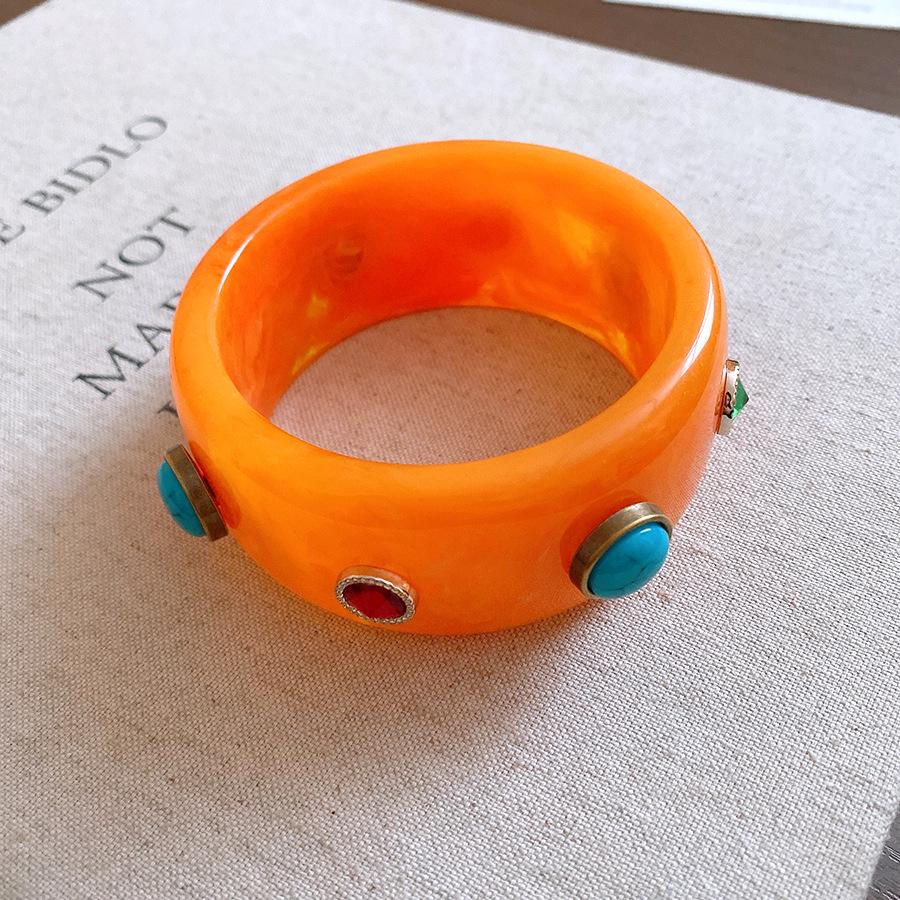 Minimalistyczna bransoletka z żywicy w kolorach gradientowych: Świeża, Słodka, Wszechstronna Bransoletka dla Kobiet