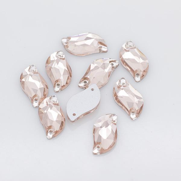 28-delars S-formade kristallglasdiamantblad för gör-det-själv-kläder och bröllopsklänningsaccessoarer