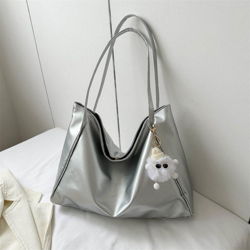 Large Capacity Elegant Tote Bag For Women Available In Chic Colors For Daily Use
