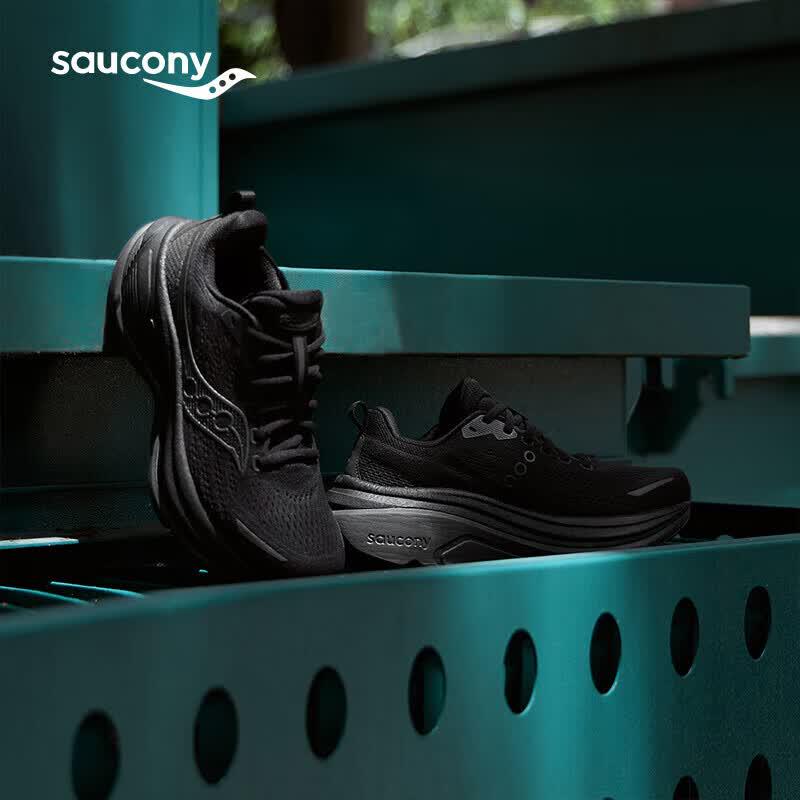Saucony Hurricane 25 Stability Running Shoes