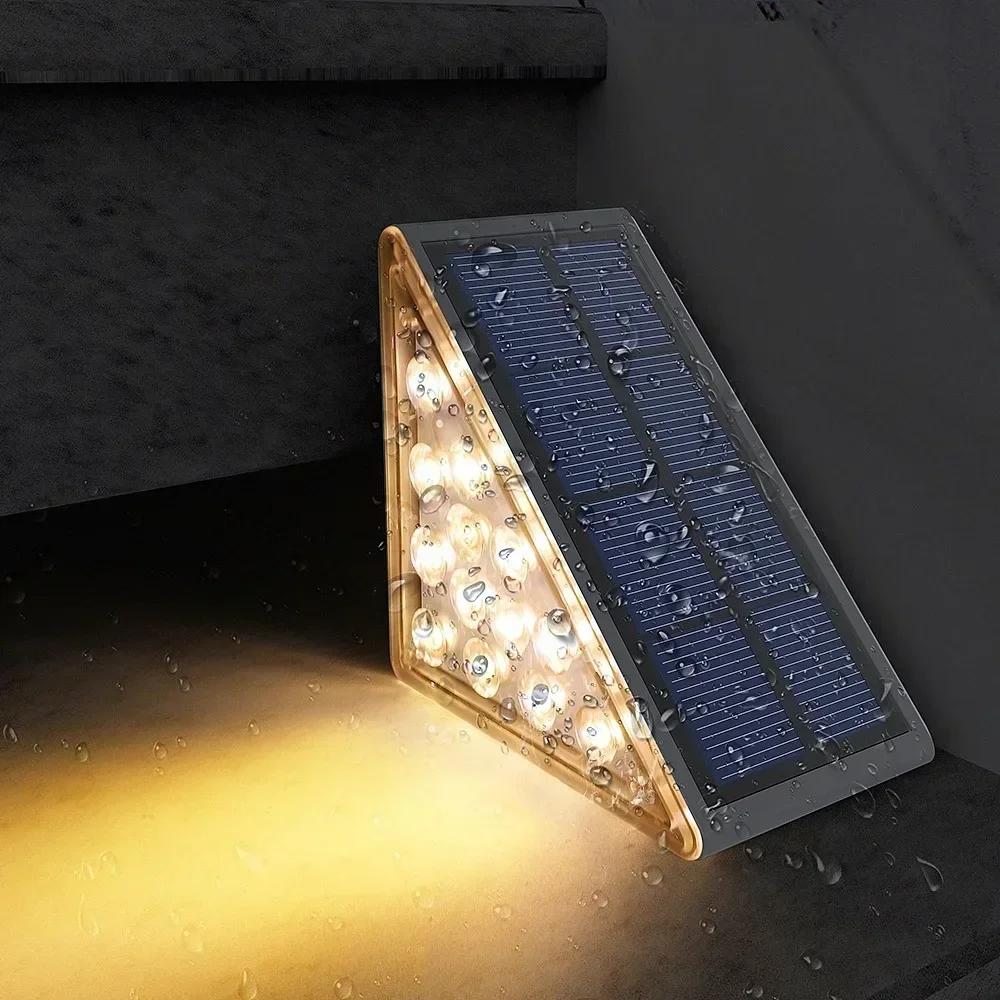 Zewnętrzne słoneczne lampki schodowe Ciepła biel RGB Trójkątne IP67 Wodoodporne Automatyczne włączanie Dekoracyjne lampki na taras, podwórko, podjazd, ganek