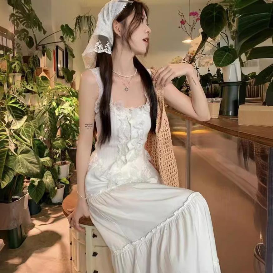 Gentle Wind Suit Women's Summer Sweet and Spicy Lace Suspender Vest Super Fairy Long Dress White Skirt Two-piece Set
