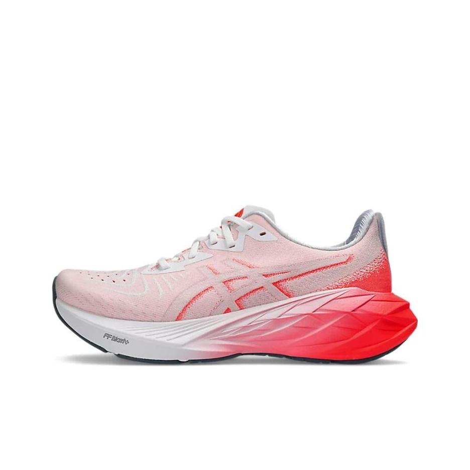 

кроссовки Asics Running shoes Women 1012B650-100