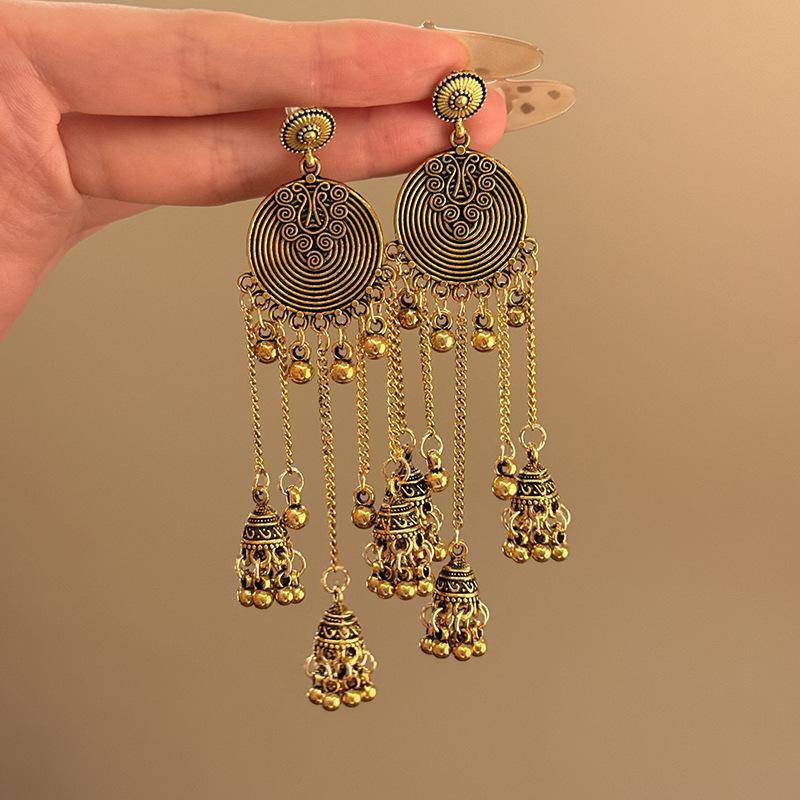 

Преувеличенные круглые серьги-гвоздики с бахромой в ретро этническом стиле, персонализированные серьги, новая китайская мода, серьги Guochao