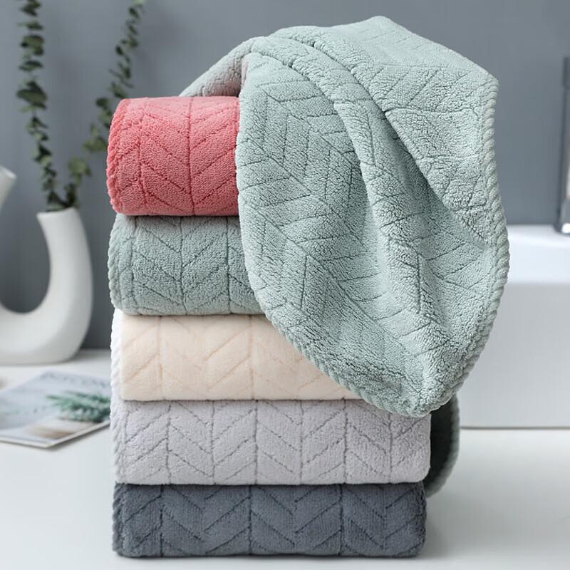 Coral Velvet Quick-Dry Hand Towel