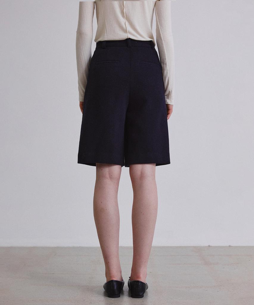 STEP AROUND Wool Twill Bermuda Pants_Navy