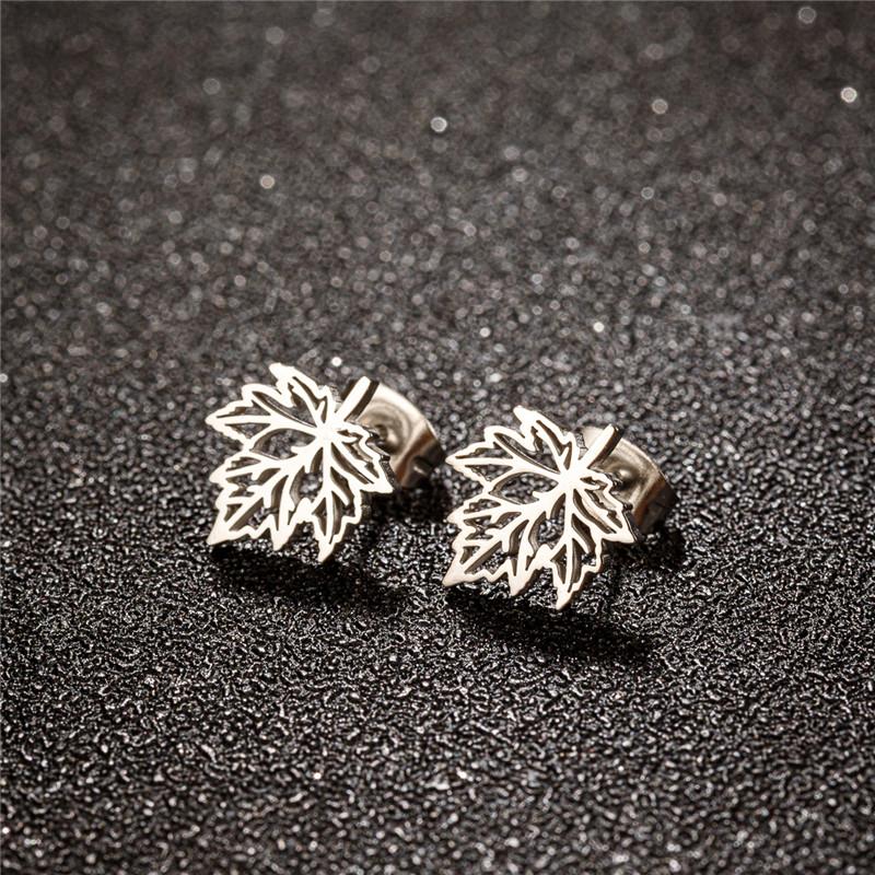 Boho Stainless Steel Earrings Exquisite Maple Leaf Stud Earrings Women Plant Amulet Jewelry brincos para as mulheres