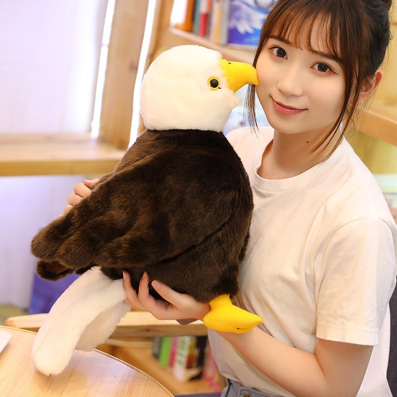 Bambola animale simulata aquila di mare calva peluche aquila pulsatilla avvoltoio uccello bambola ornamento bambola di pezza