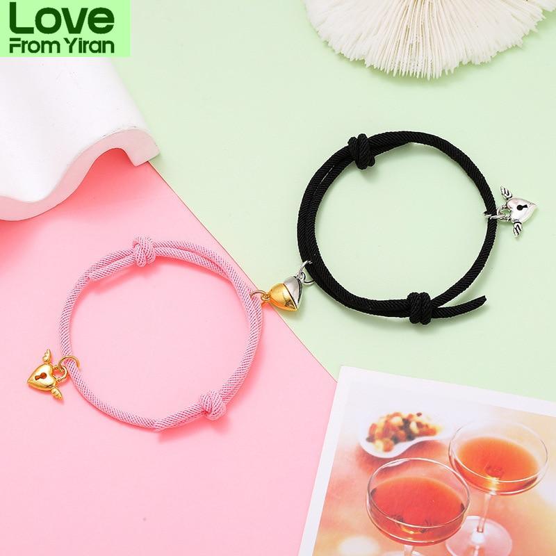Stylisch Modebewusst 2 Stück / Paar Passende Partnerarmbänder Liebhaber Entzückendes Herz Magnet Armband Valentinstag Armband Anziehen BrazaleteMode