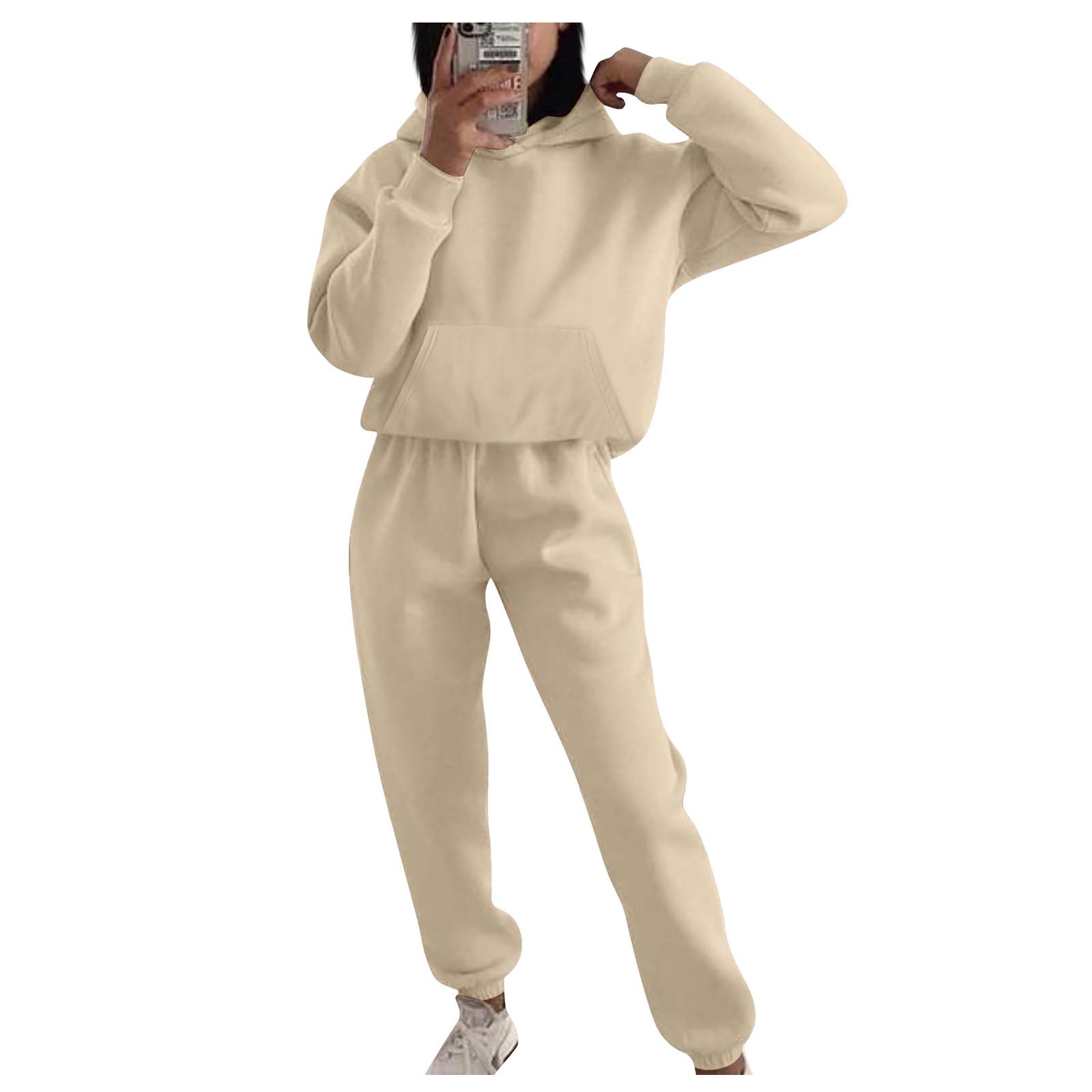 Женский спортивный костюм с капюшоном — фото 3