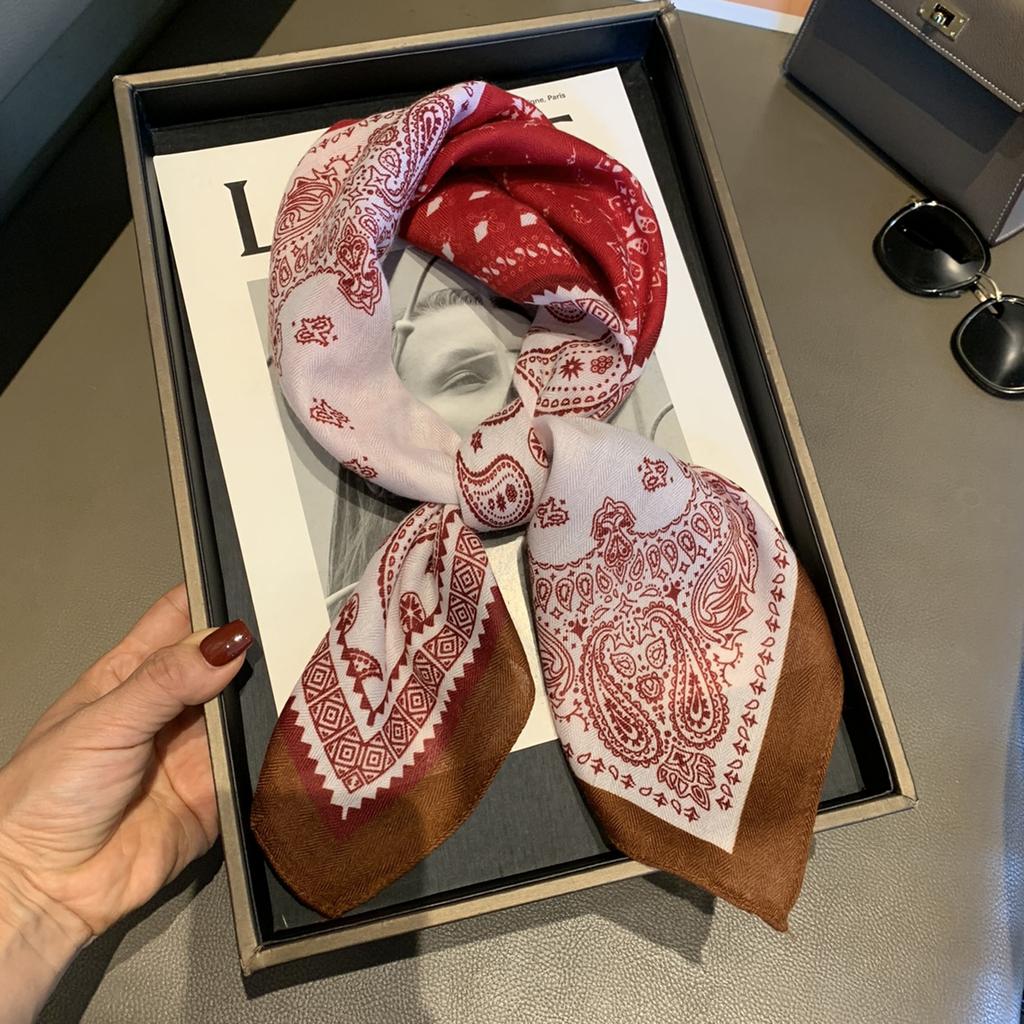 Cashew Pattern Printed Square Kerchief Elegant Neck Scarf For Women Daily Wear